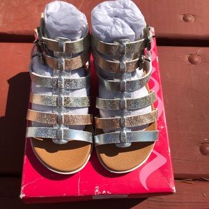 Nina Girls gladiator Sandals silver and gold